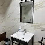 Annunziata- In Centro, Vicino All' Ospedale Di Bed and breakfast Cosenza