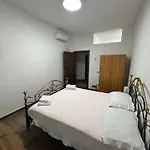 Bed and breakfast Annunziata- In Centro, Vicino All' Ospedale Di Cosenza