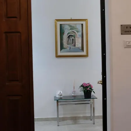 Annunziata-vicino All' Ospedale Civile Dell'annunziata E Clinica Scarnati, A Due Passi Dall'ospedale Mariano Santo,siamo Nel Centro Di Con Facilita' Di Parcheggio E Servizi Vari Bed and breakfast 3*