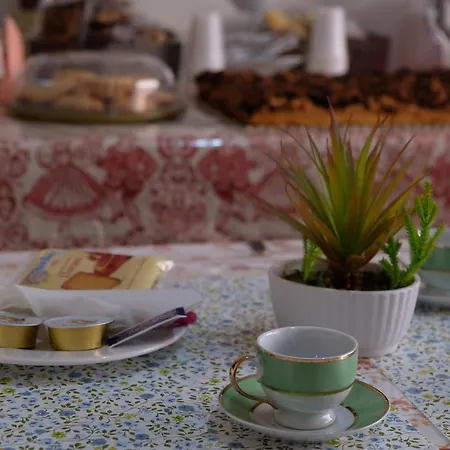 Annunziata-vicino All' Ospedale Civile Dell'annunziata E Clinica Scarnati, A Due Passi Dall'ospedale Mariano Santo,siamo Nel Centro Di Con Facilita' Di Parcheggio E Servizi Vari 3* コゼンツァ