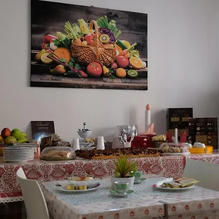 Bed and breakfast Annunziata-vicino All' Ospedale Civile Dell'annunziata E Clinica Scarnati, A Due Passi Dall'ospedale Mariano Santo,siamo Nel Centro Di Con Facilita' Di Parcheggio E Servizi Vari 3*