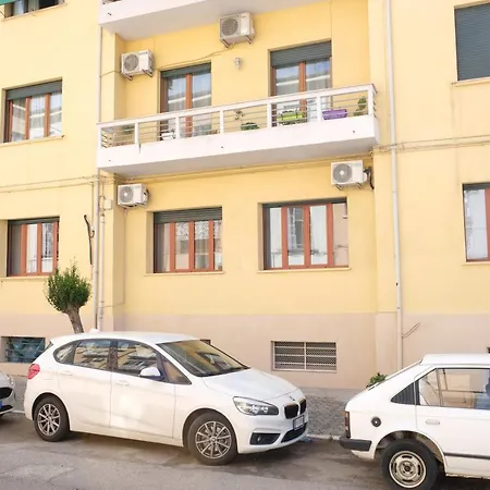 Bed & Breakfast Annunziata- In Centro, Vicino All' Ospedale Di Cosenza