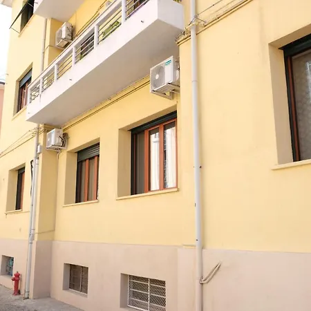 Bed & Breakfast Annunziata: Near Hospital