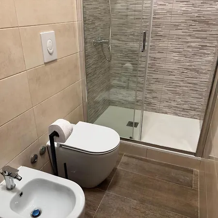 Bed & Breakfast Annunziata- In Centro, Vicino All' Ospedale Di Cosenza