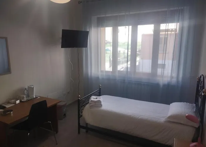 Annunziata- In Centro, Vicino All' Ospedale Di 4*